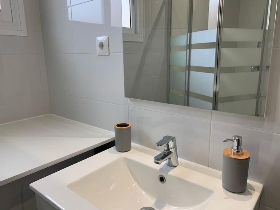 Apartamento Con Encanto Y Piscina Фуэнхирола Экстерьер фото