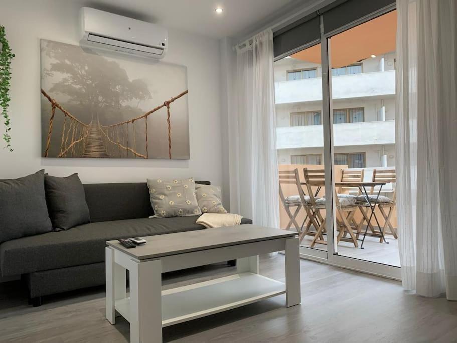 Apartamento Con Encanto Y Piscina Фуэнхирола Экстерьер фото